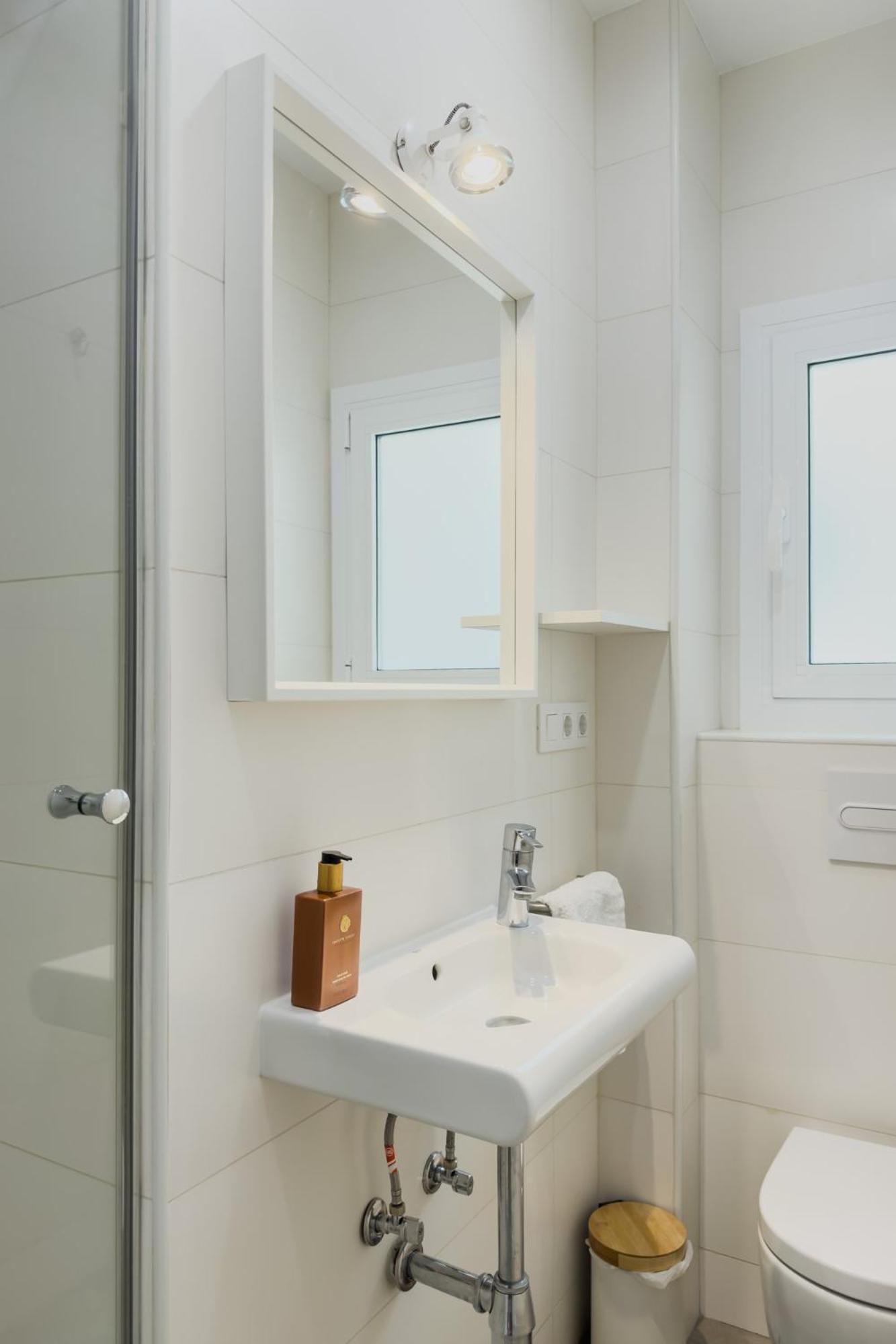 Barcelona Amelie Apartment L'Hospitalet de Llobregat Exterior photo
